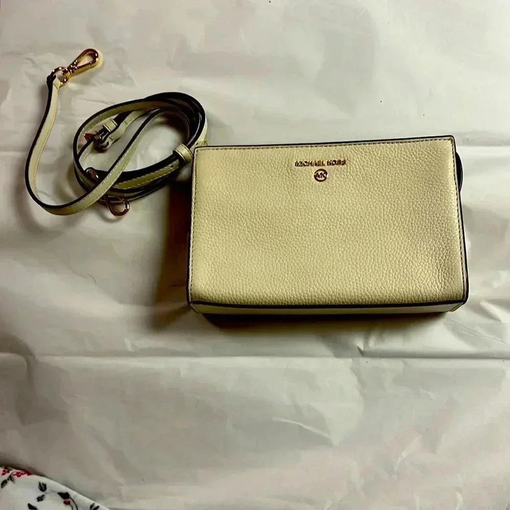 Michael Kors crossbody